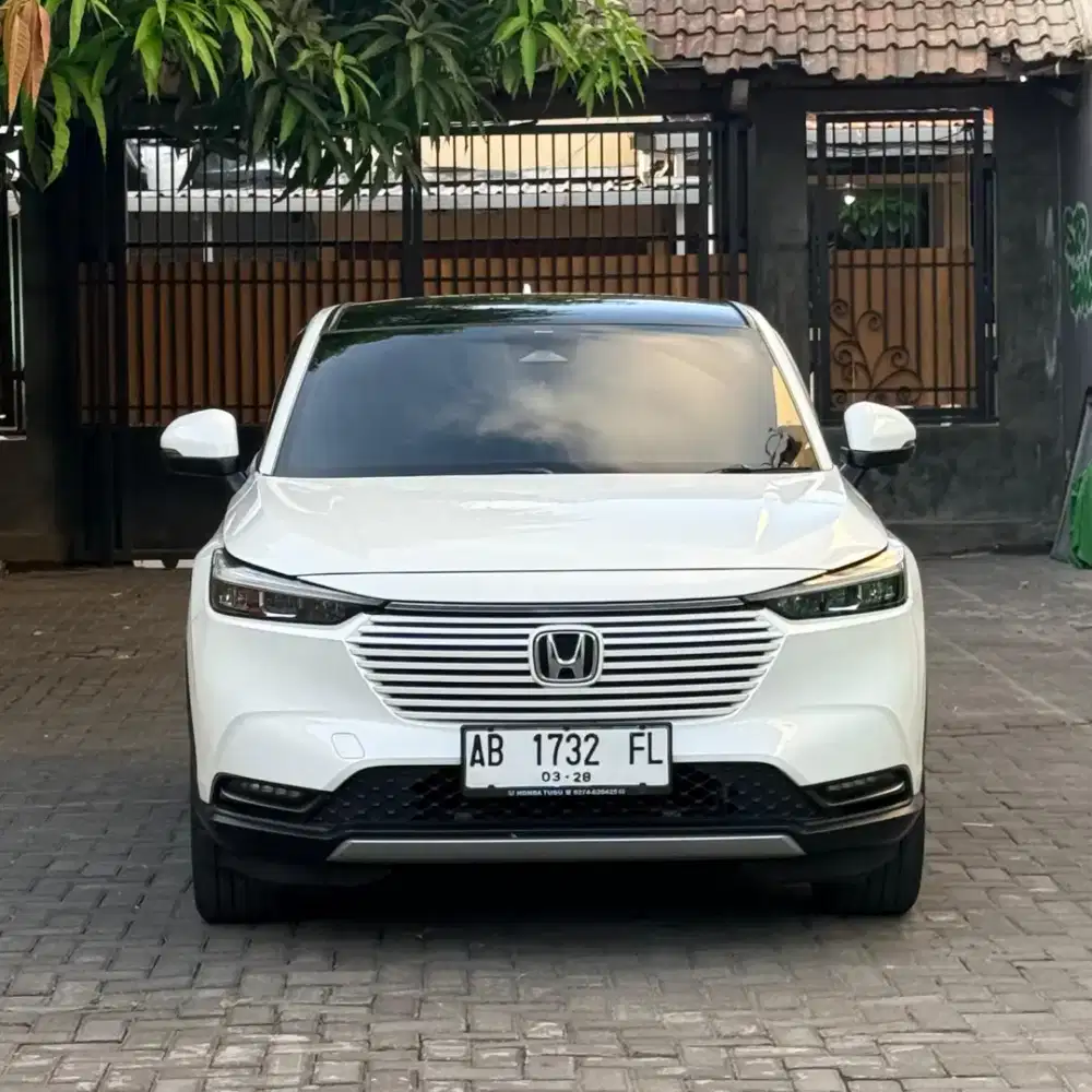 HR-V SE 1.5 SENSING AT 2023 PUTIH