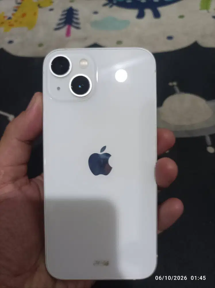 iPhone 13 resmi , masih sangat baik 99%