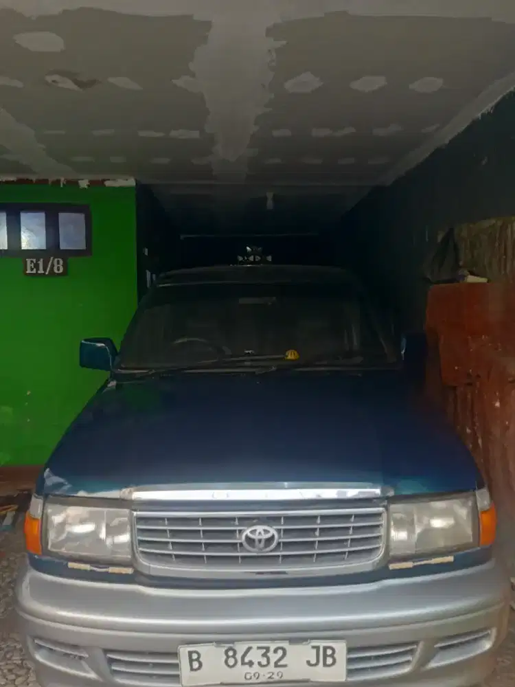 Toyota Kijang Krista 1.8 Full Original