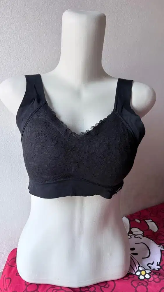 Bra Wanita merk Fashion Hitam