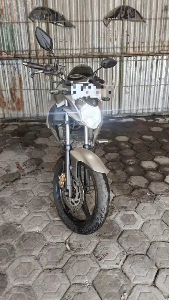 Dijual Vixion 2016