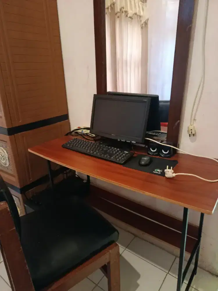 Komputer bekas ram 16 gb SSD 128 GB + 250 GB no vga i3 gen 3 + monitor