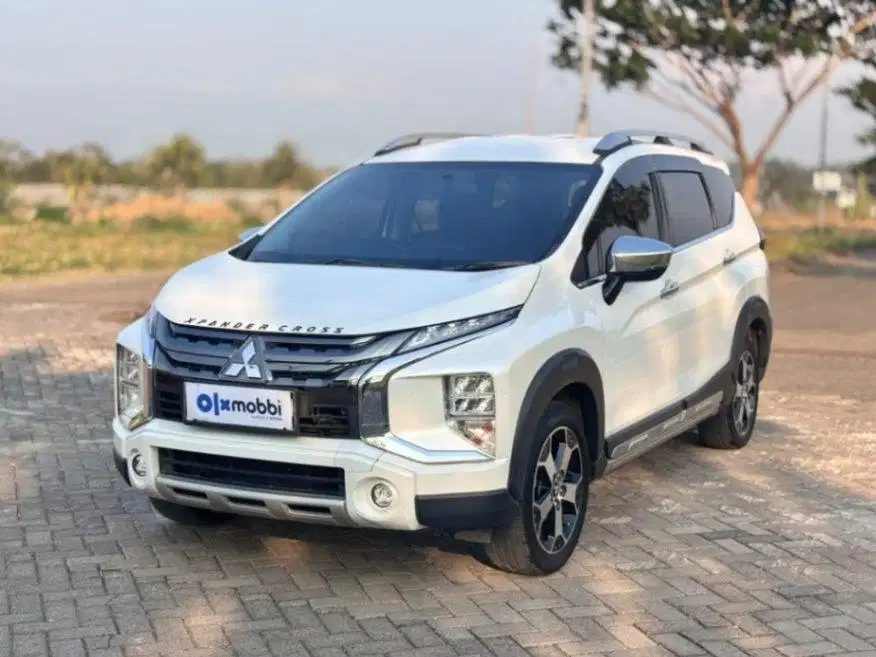 Mitsubishi Xpander 1.5 Cross Premium Package Bensin OTOMATIS 2022 BUZQ