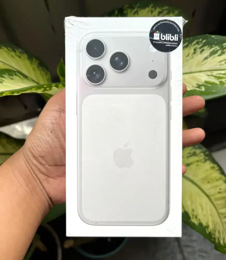 iPhone 17 pro 256gb silver new segel garansi resmi indonesia blibli