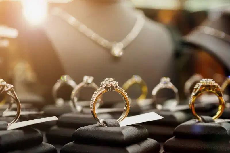 Lowongan cewe jaga toko accesoris