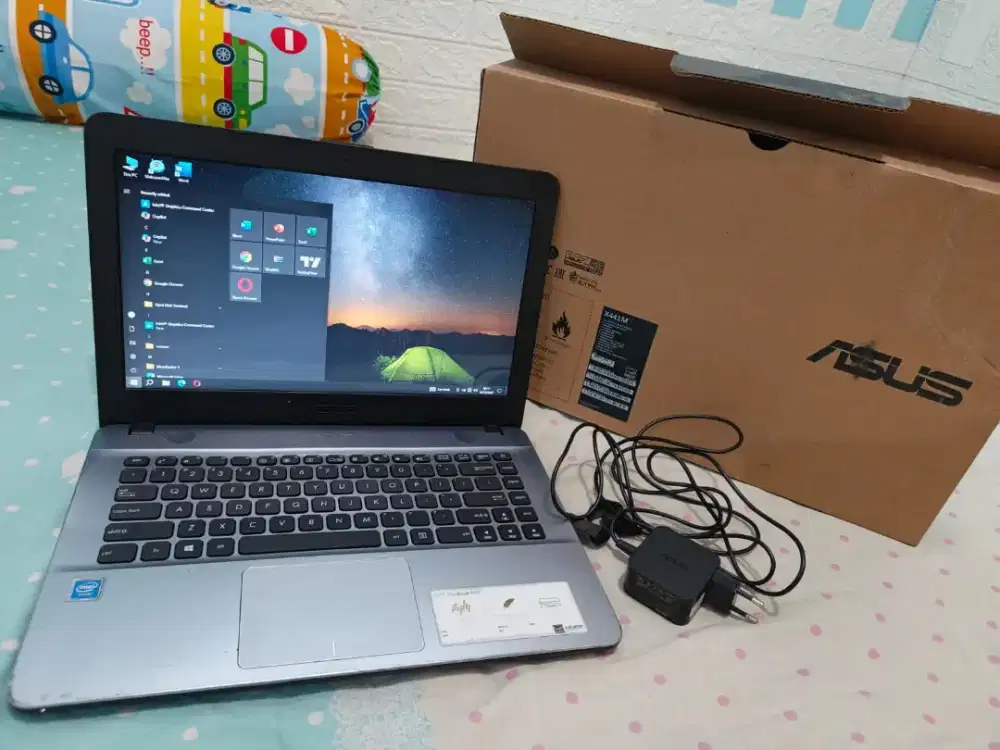 Laptop Asus X441M Ram 4gb/500GB. Murah