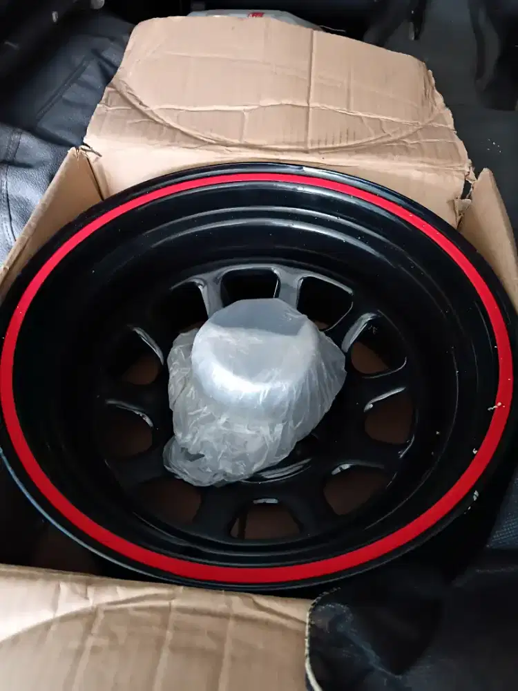 Velg daytona R15 u taft/jimny