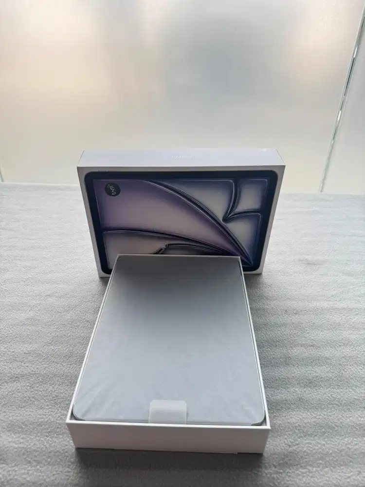 New iPad Air M3 256gb iBox 11 inch BNOB