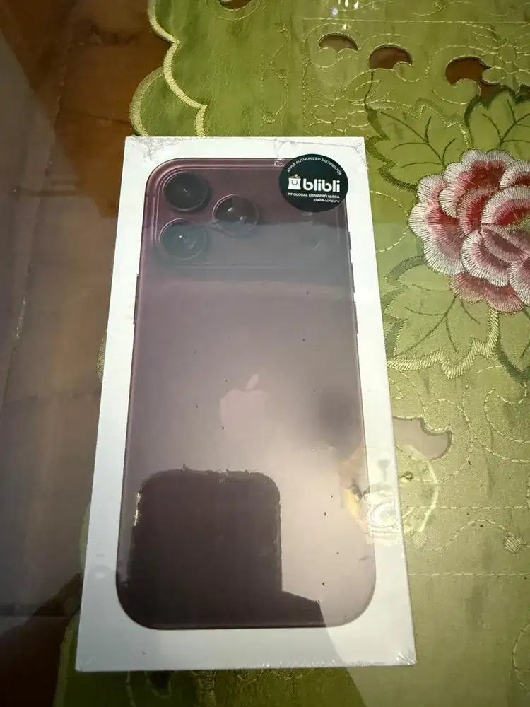 iPhone 18 Pro 256GB Burgundy