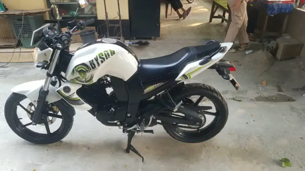 Yamaha byson mulus jarang pakai