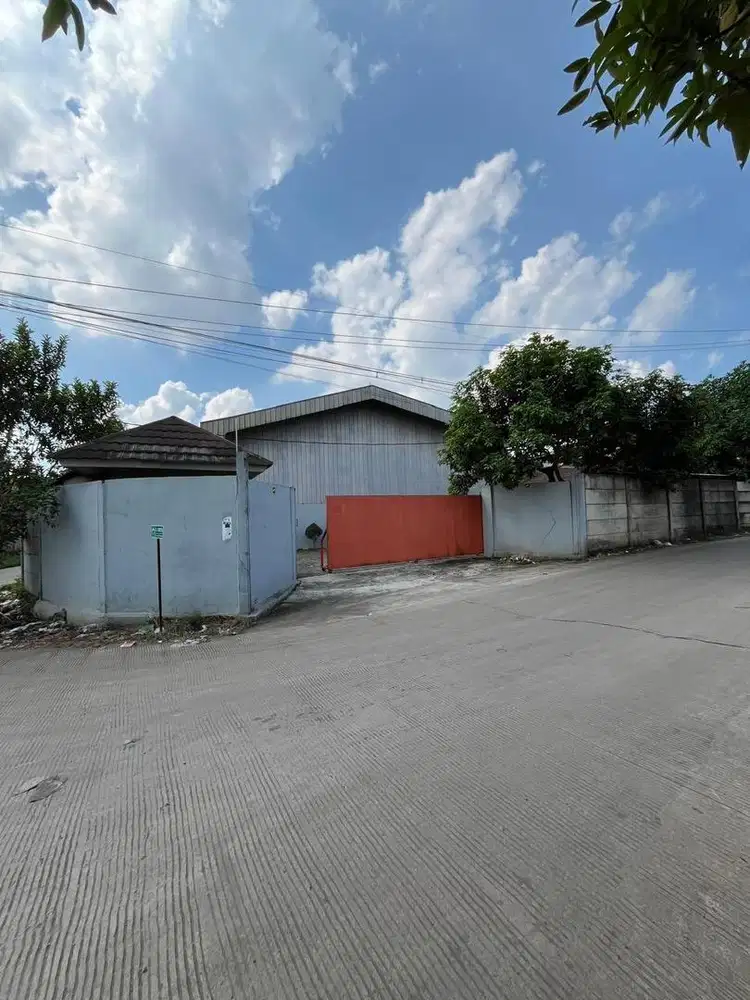 Dijual tanah dan bangunan pabrik