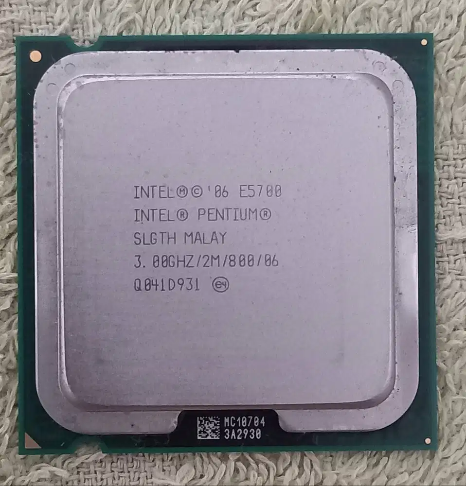 Processor Komputer PC Intel e5700 Socket 775
