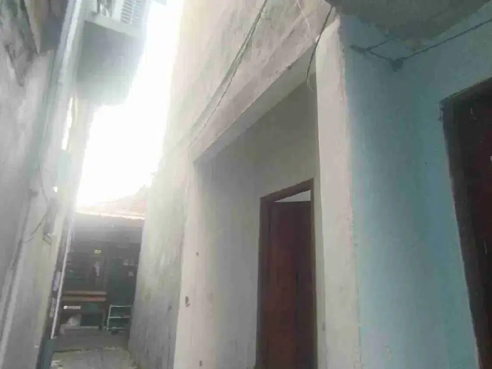 Dijual rumah kampung di surabaya pusat