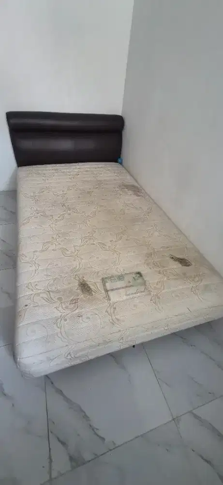 Guhdo Single Bed