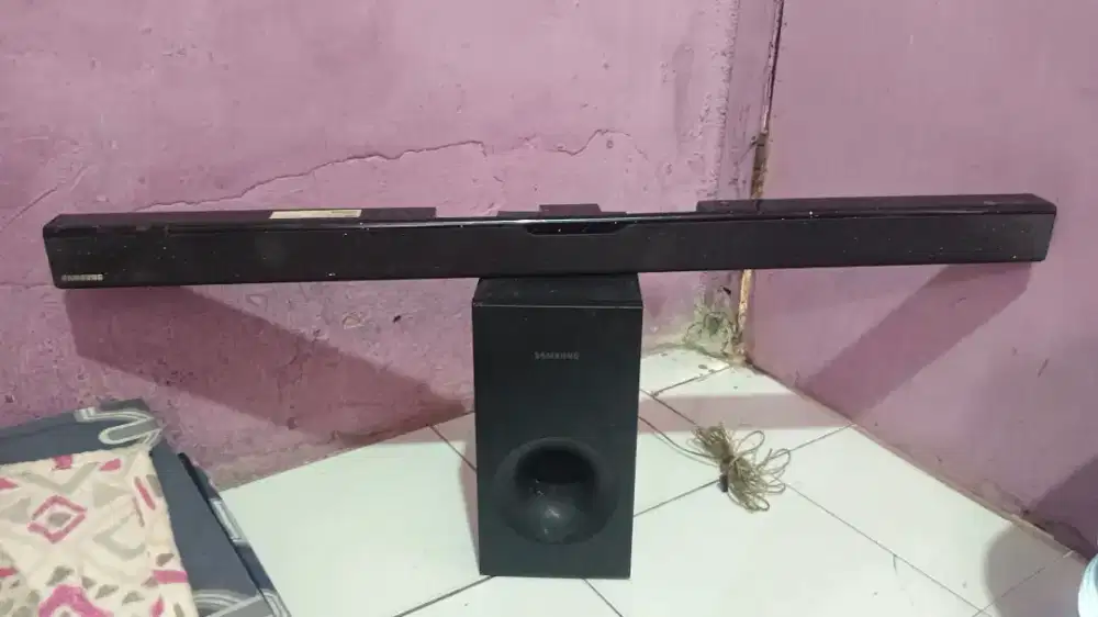 Speaker SOUNDBAR SAMSUNG F355 fisik bagus cuma blum tes gk ada adaptor