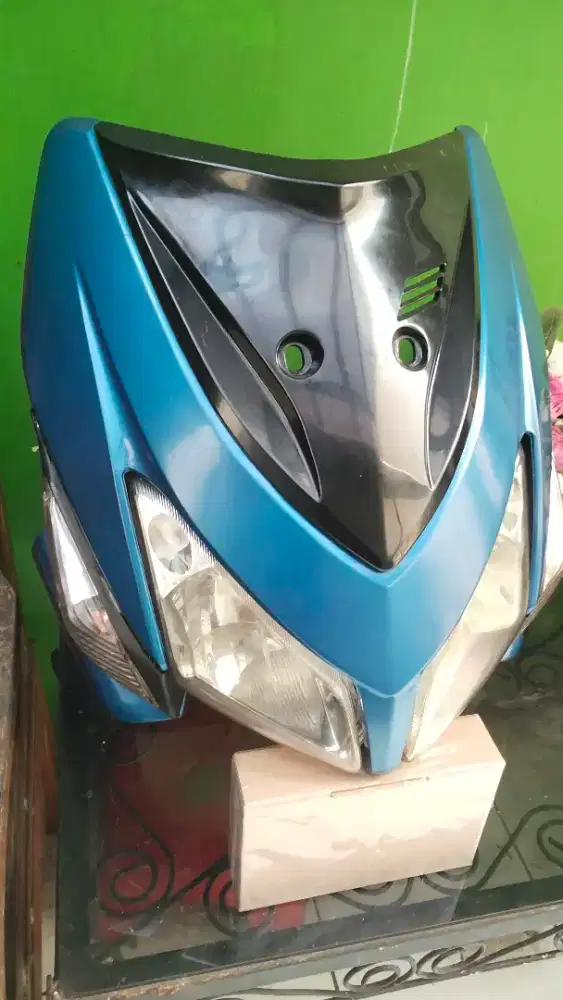 Tameng depan Vario karbu