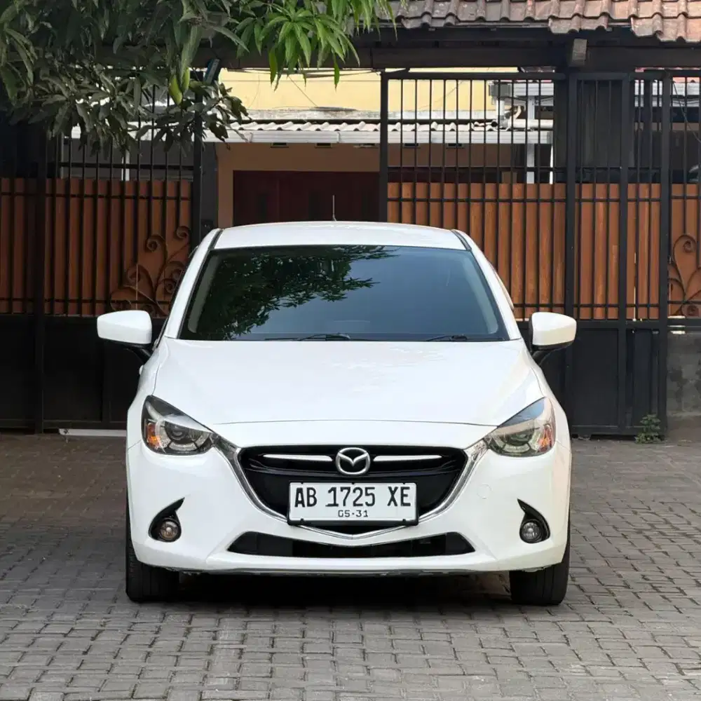 Mazda 2 1.5 GT skyactive AT