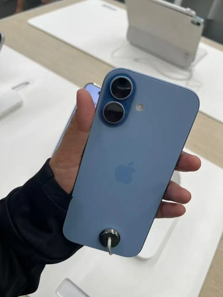 CICILAN IPHONE 17 256 GB