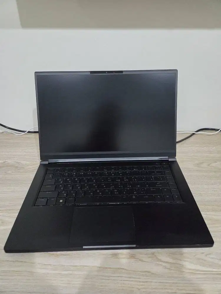 Intel NUC X15 i7-11800H RTX 3070 RAM 32GB SSD 512GB 2K 165Hz