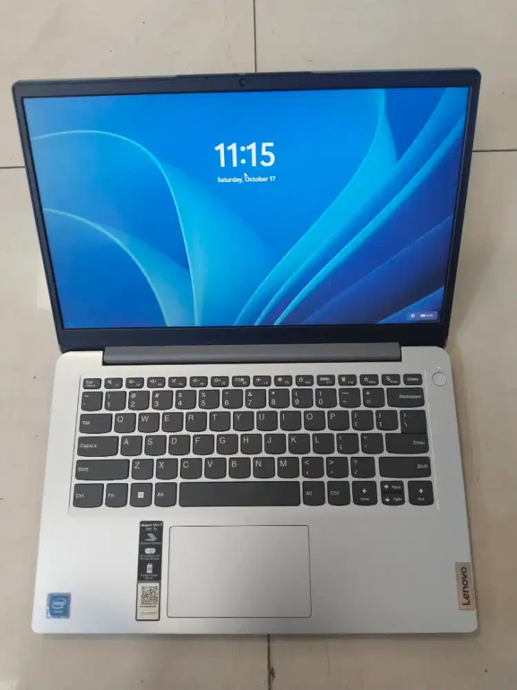 Dijual laptop lenovo ideapad slim 1i Intel n4020 Ram 8GB SSD 256GB Win