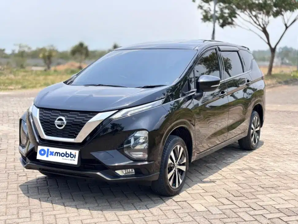 Nissan Livina 1.5 VE Bensin OTOMATIS 2019 BFFQ