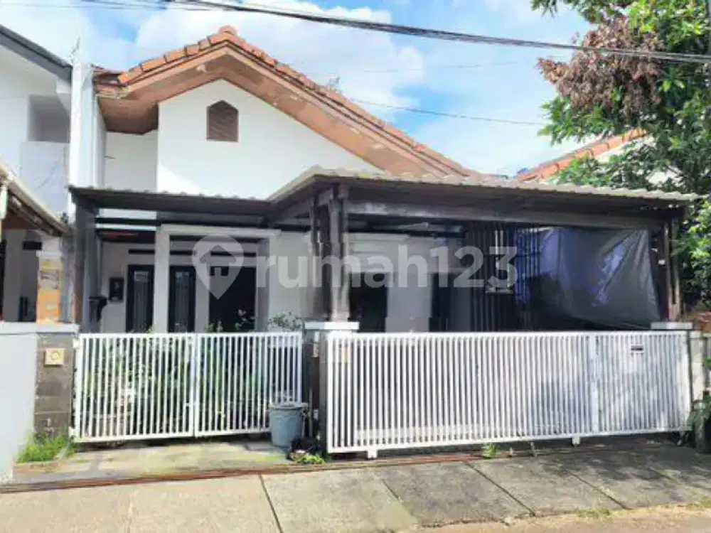Rumah Bagus Siap Huni di Senam Indah Antapani