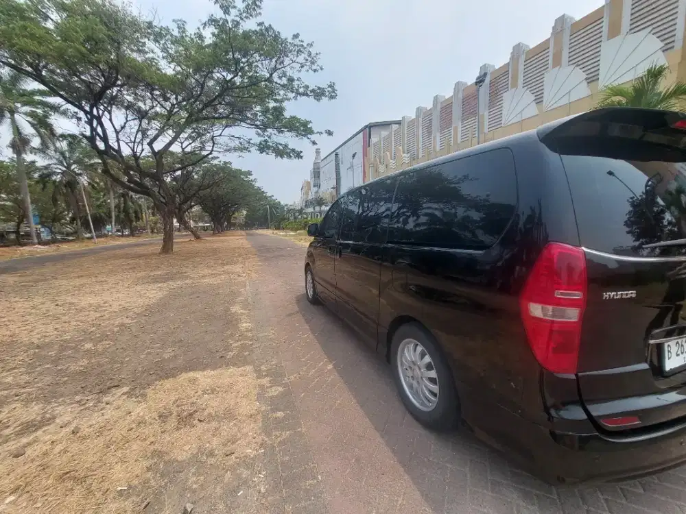 Hyundai H1 Diesel Limited 2016 R/T/TVAlpine/GPSNavigasi/STNKA/NSendiri