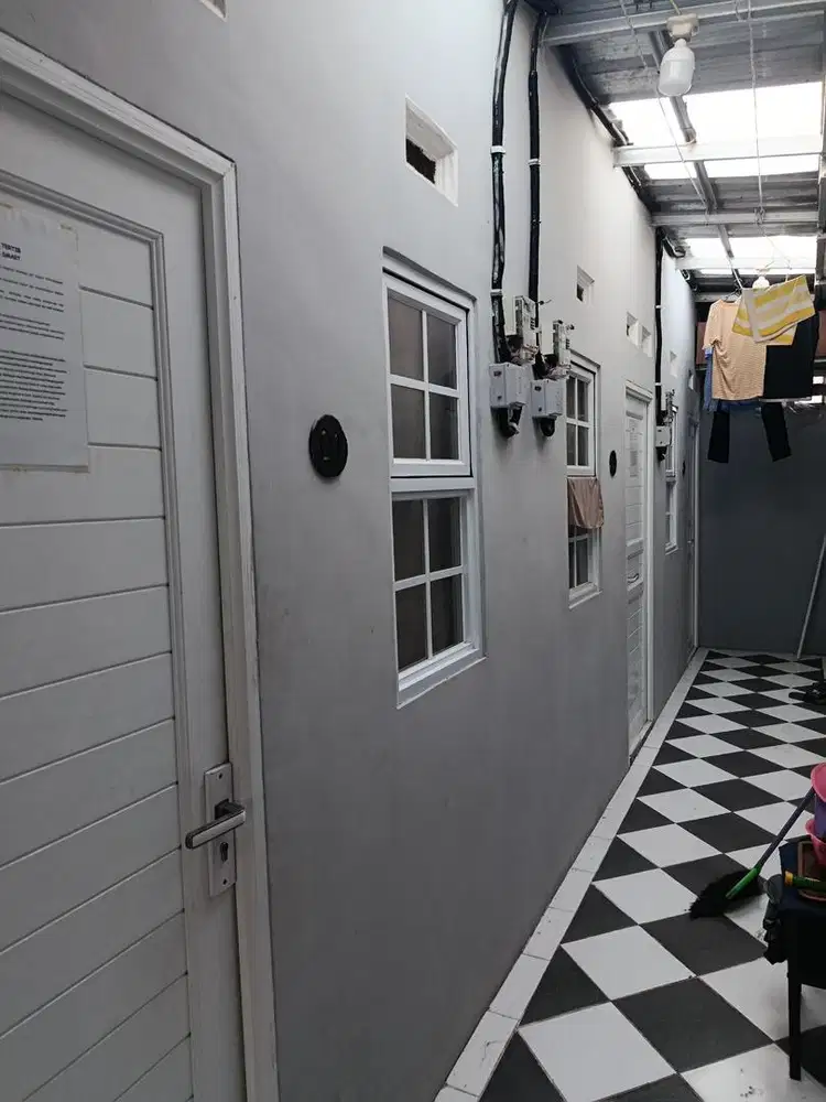 DIJUAL KONTRAKAN 3 pintu nego aja