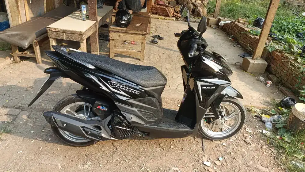 Jual Honda Vario 150cc THN 2015