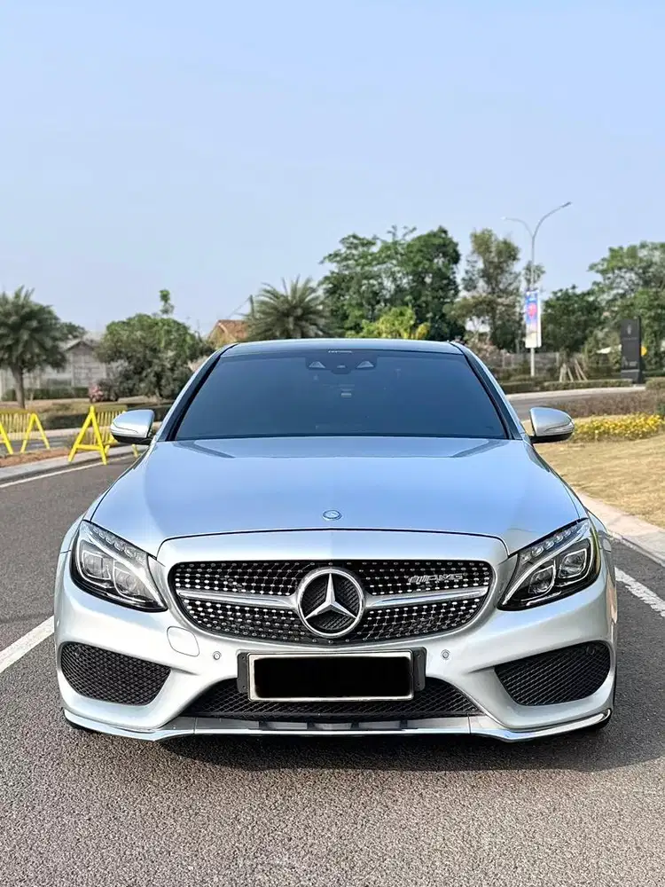 SUPER DUPER ISTIMEWA! Mercedes Benz C250 2.0 AMG A/T 2015