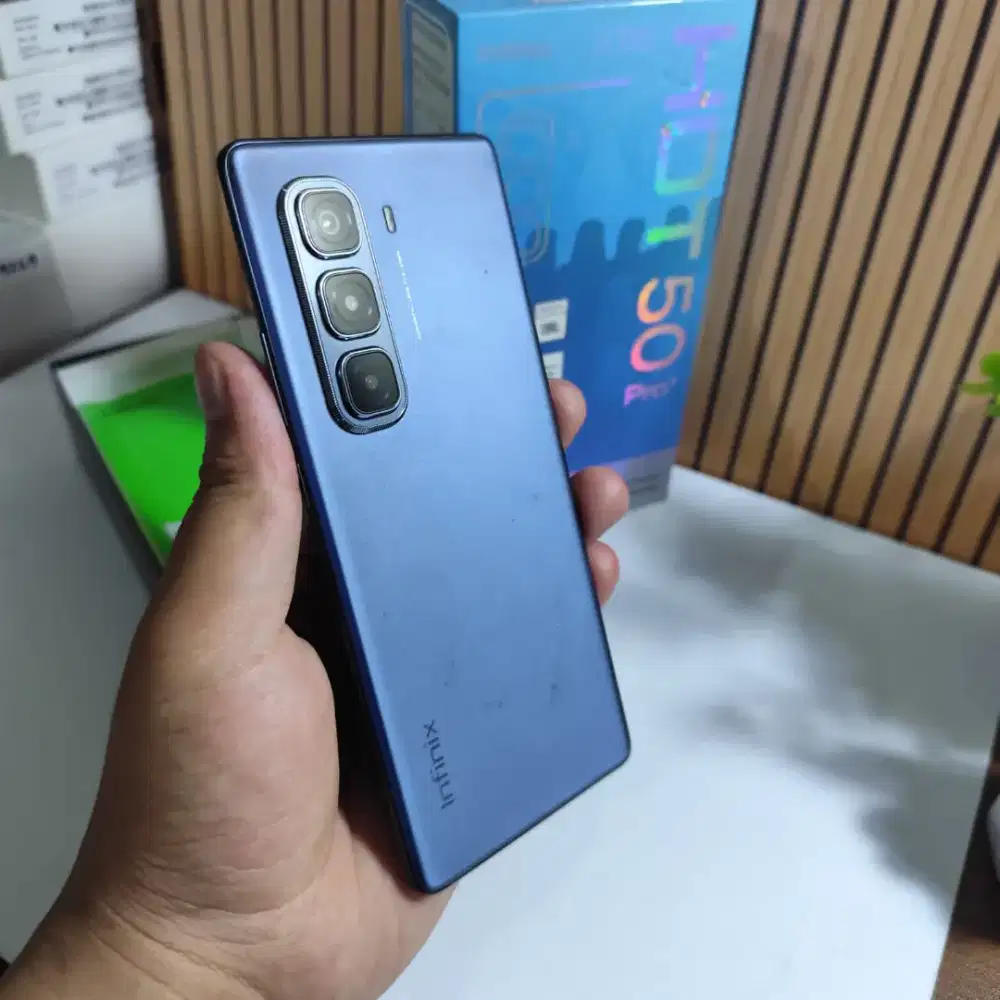 Infinix Hot 50 pro+ 8/256 fullset mulus