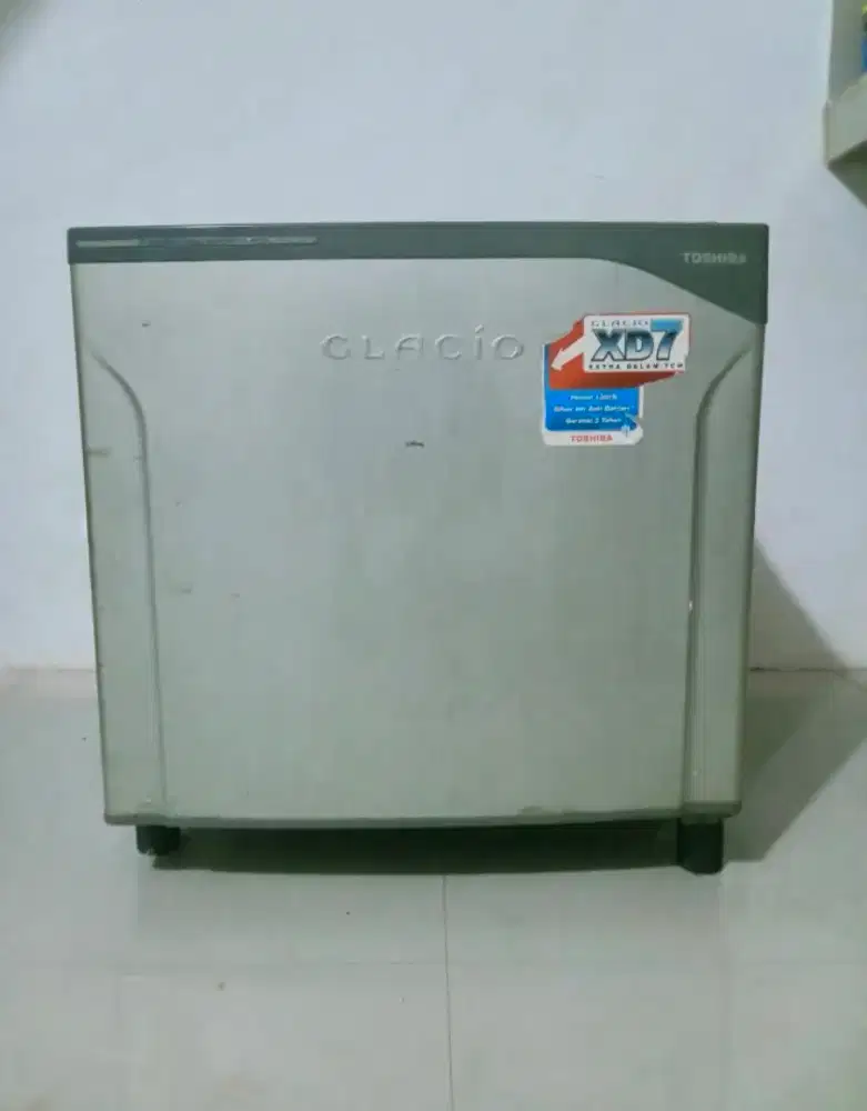 TOSHIBA GLACIO XD7