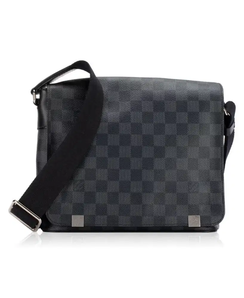 LOUIS VUITTON  Damier Graphite District PM NM
