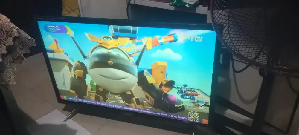 LED LG Analog Tv 32 INCHI mulus