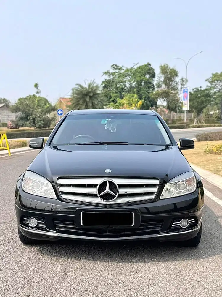 ISTIMEWA KM LOW! Mercedes Benz C200 1.8 CGI A/T 2011