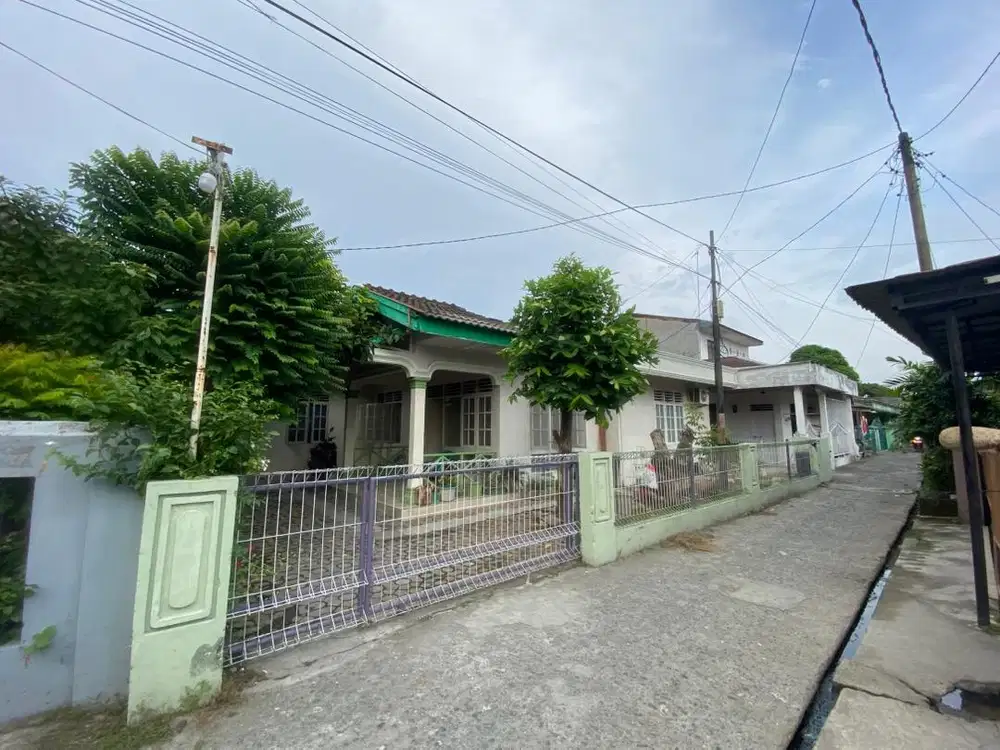 DIJUAL RUMAH DAERAH MEDAN HELVETIA TENGAH