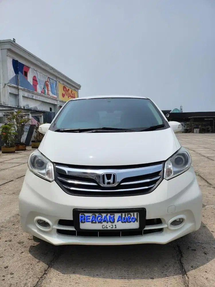 Honda FREED 2016 LAST Edition ISTIMEVVAH, tngan 1 dari baru, low km