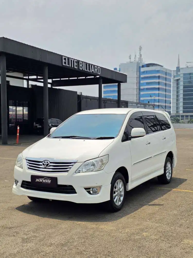 Toyota Kijang Innova 2013 Bensin