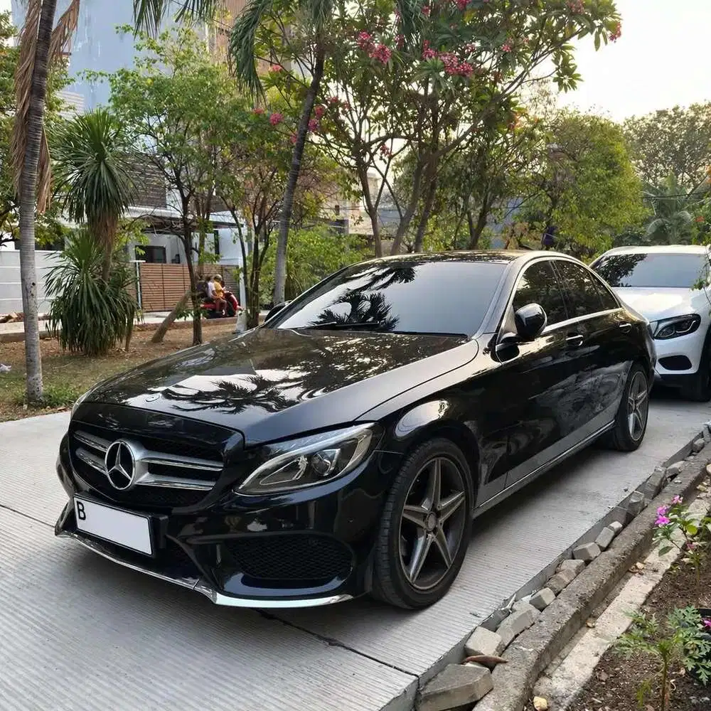 Mercedes-Benz C200 2017 Bensin