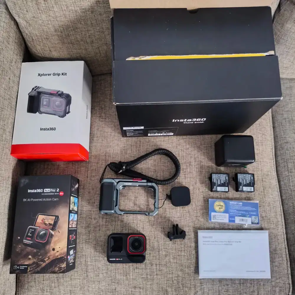 Kamera Insta360 Ace Pro 2 Xplorer dual battery garansi juni 2027