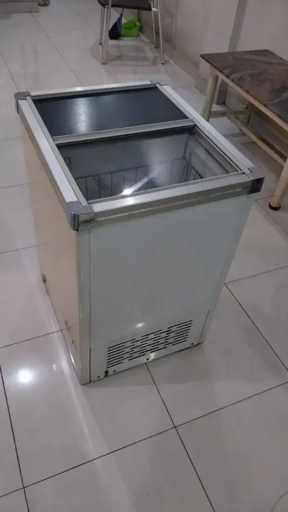 Freezer GEA 100 L