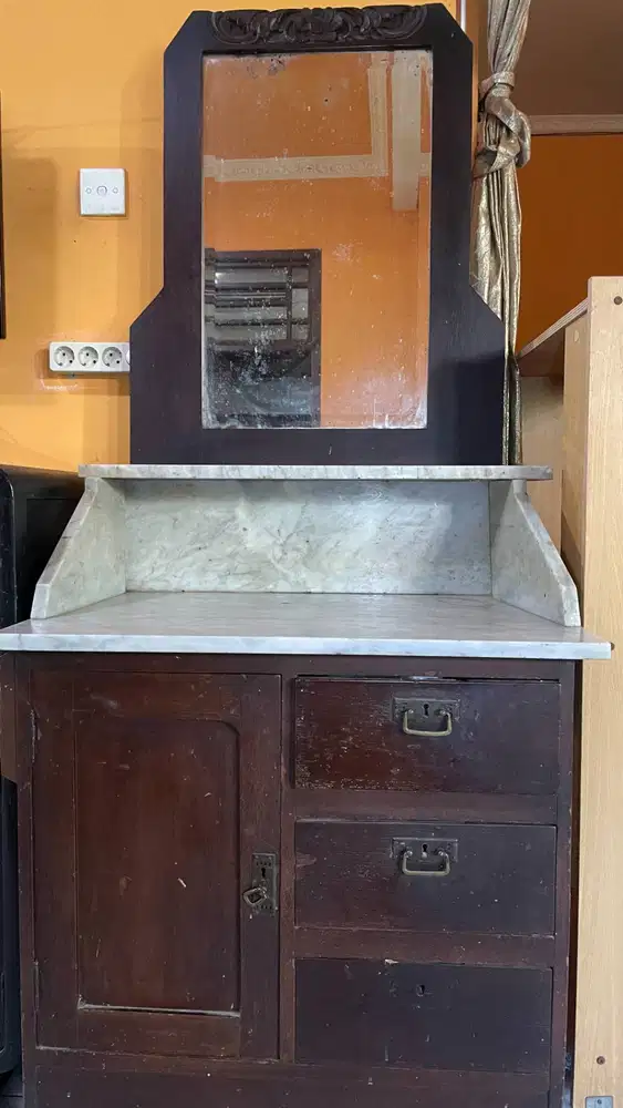 Jual Cepat Meja Rias Antik Kayu Marmer Cermin Besar