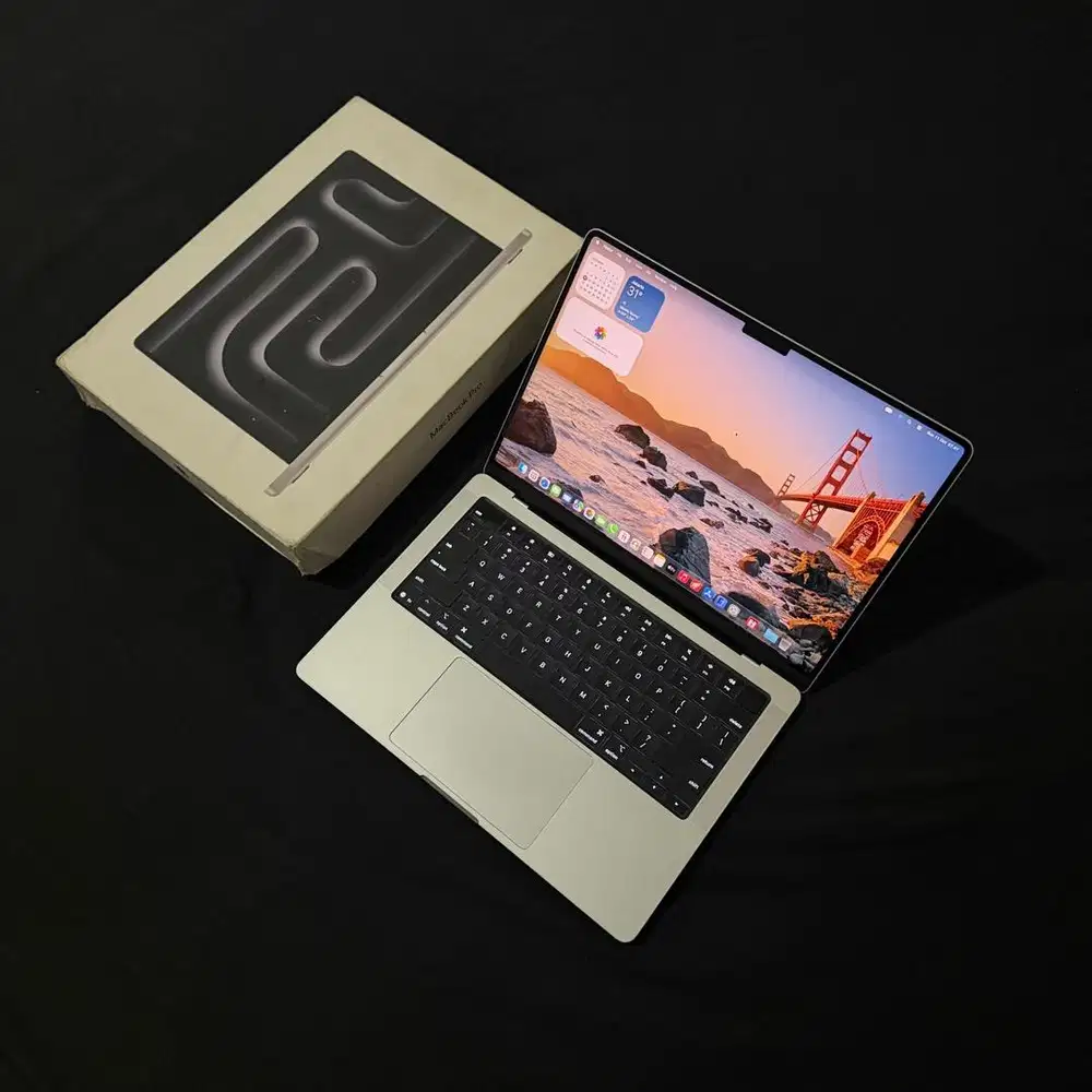 Macbook Pro M5 14 inch 16/1TB Silver Fullset Apple Care+ November 2028