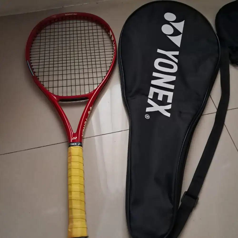 Raket Tenis YONEX VCore 260 gr
