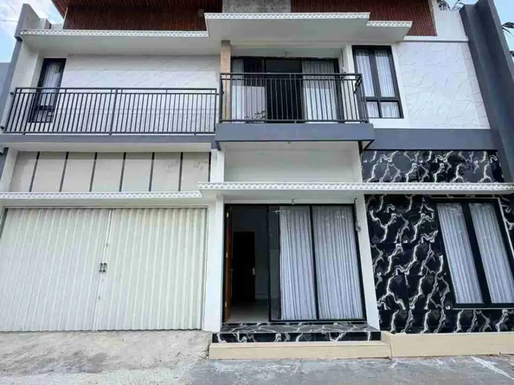 RUMAH MEWAH 2 LANTAI KONTEMPORER DENGAN HARGA SUPER MURAH DI JALAN KALIURANG KM 13 DEKAT KAMPUS PPPG KESENIAN