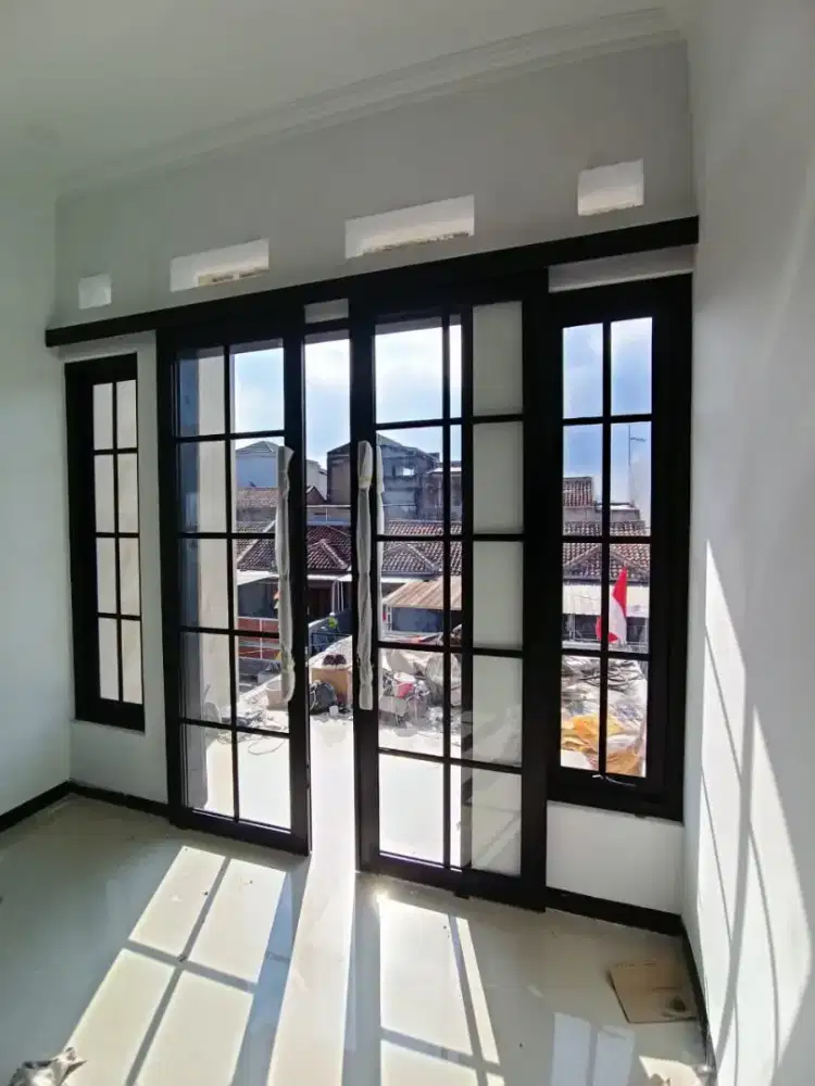 Menerima pemasangan kusen pintu dan jendela aluminium