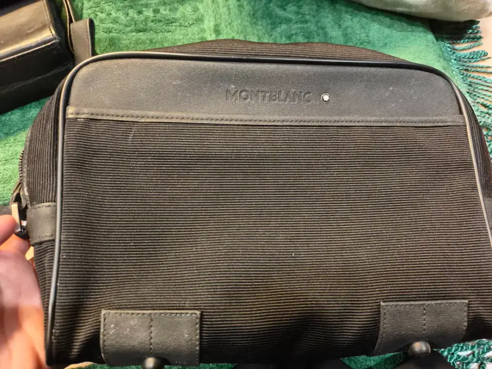Montblanc preloved tas tenteng pria kondisi 70 persen size 25*15*5