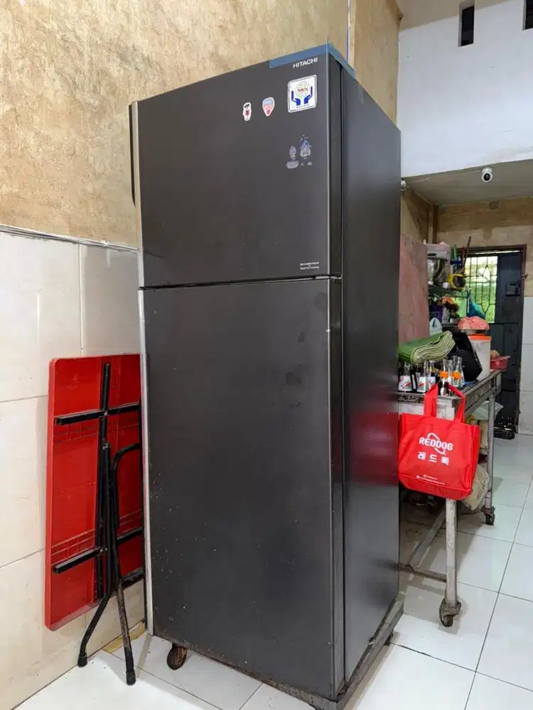 KULKAS HITACHI 2 PINTU