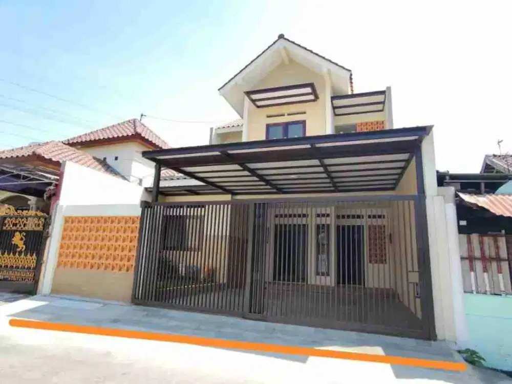 Rumah Mewah 2lt Dekat Fave Hotel Manahan Solo