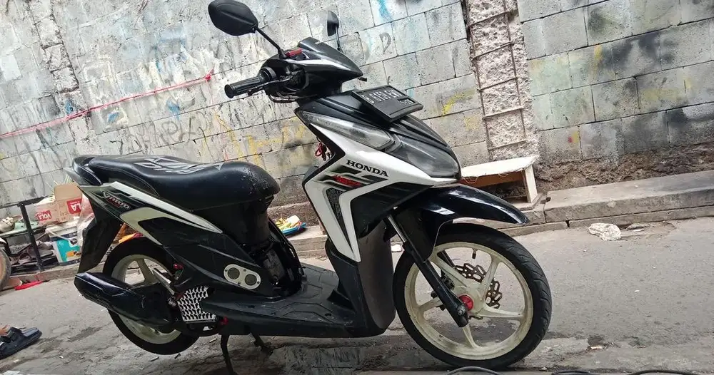 vario techno 2011 lengkap pajak mati